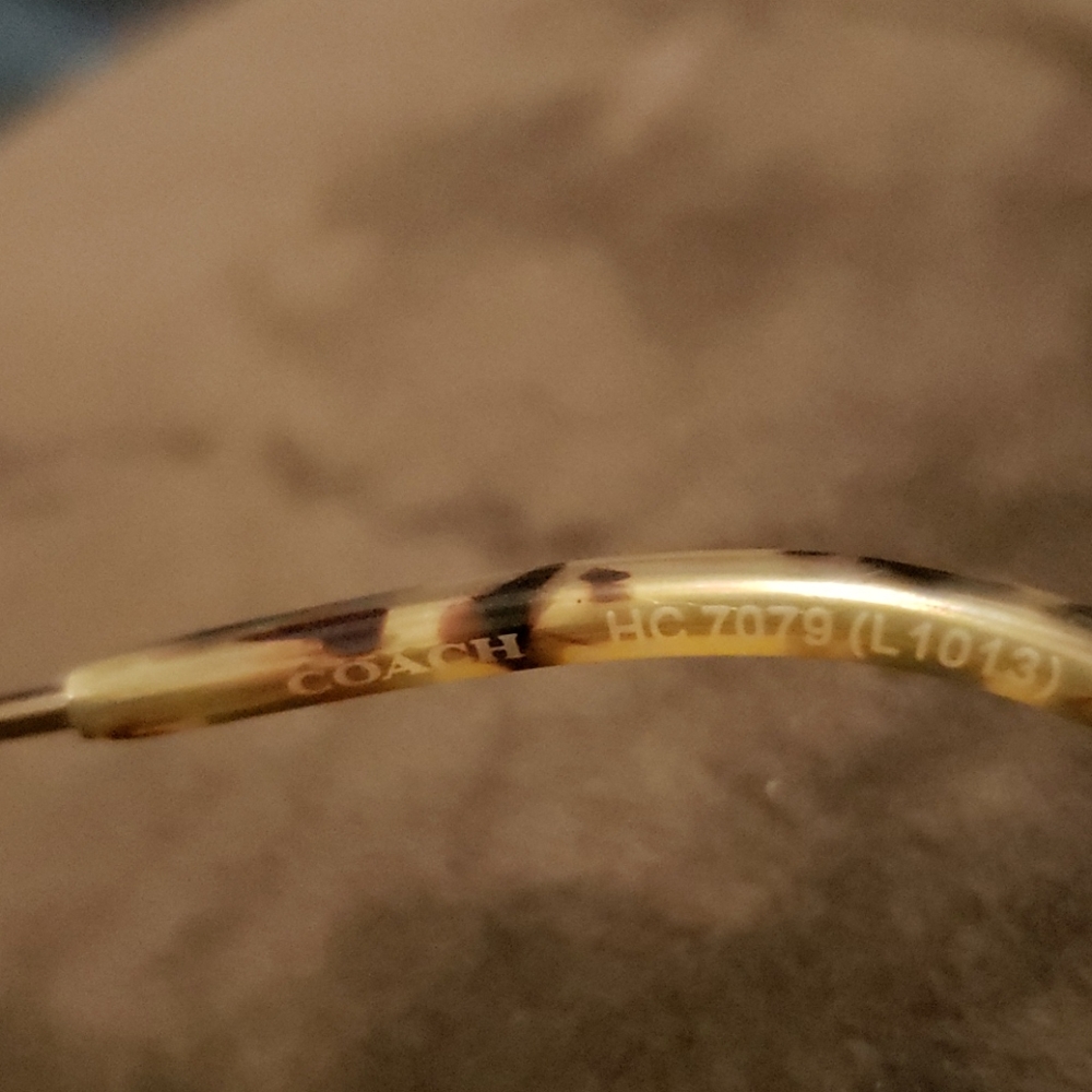100 authenticate coach sunglasses - Picture 4 of 8